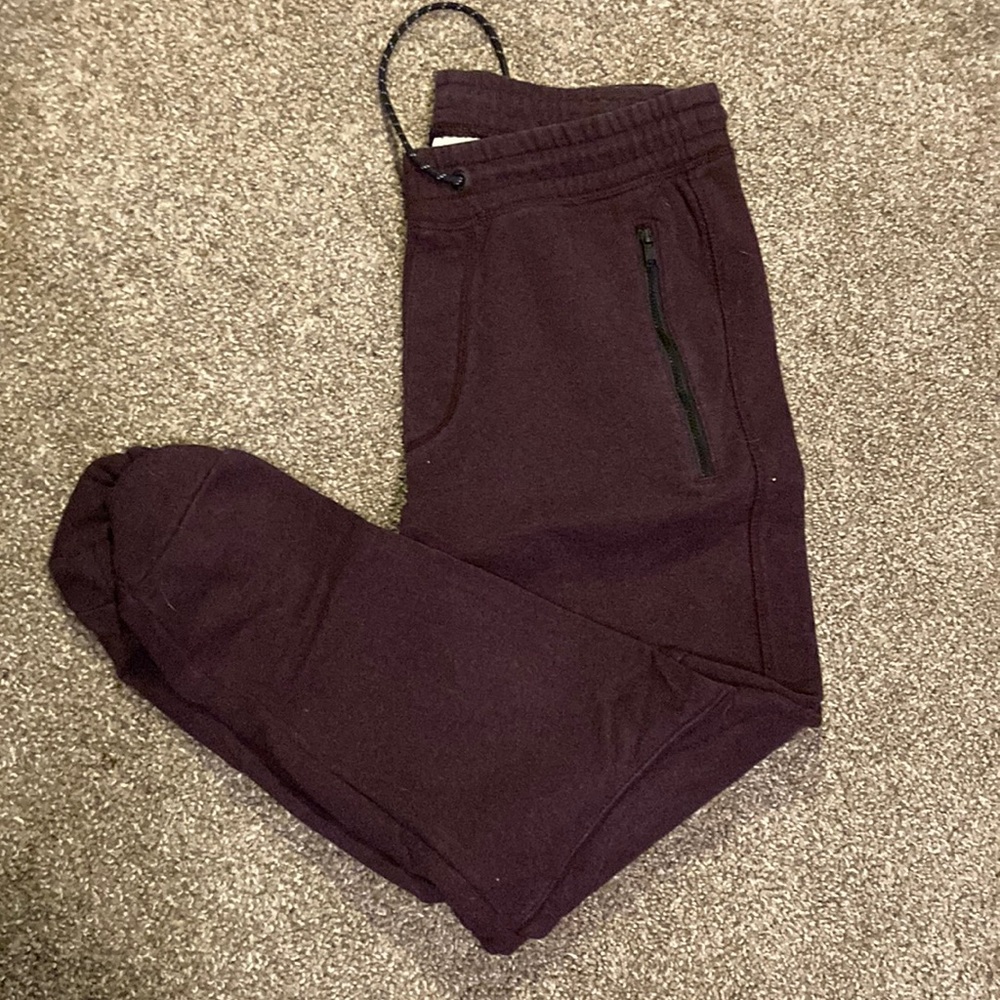AE active 24/7 jogger